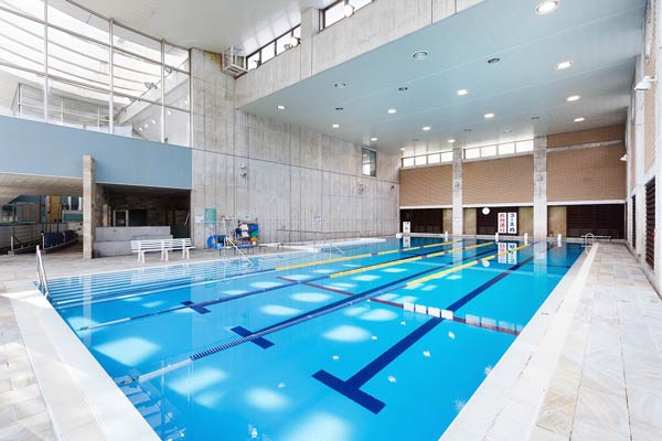 屋内プール