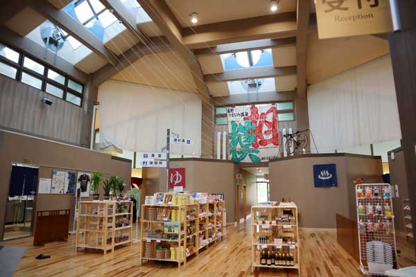 中央ホール