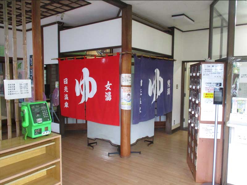 入口付近