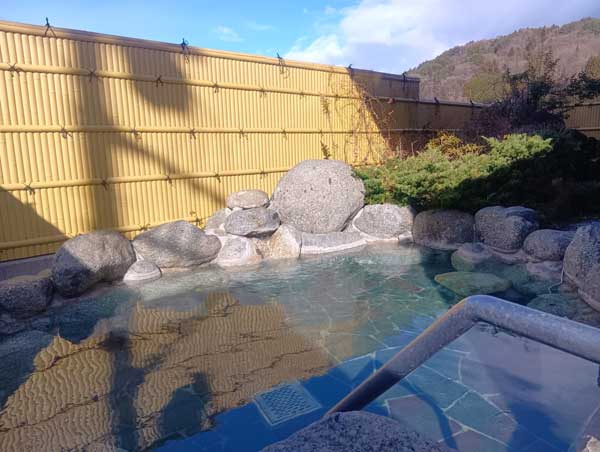 白州福祉会館フォッサ・マグナの湯